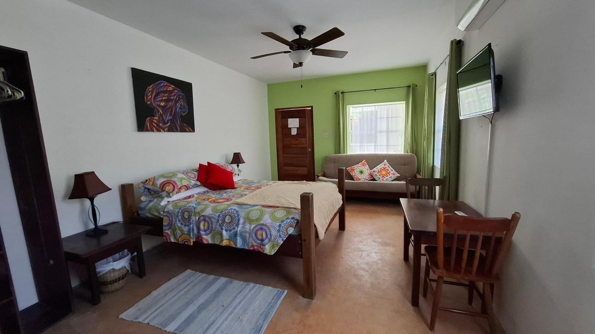 Amanda'S Place Green Studio - Pool And Tropical Garden Caye Caulker Dış mekan fotoğraf