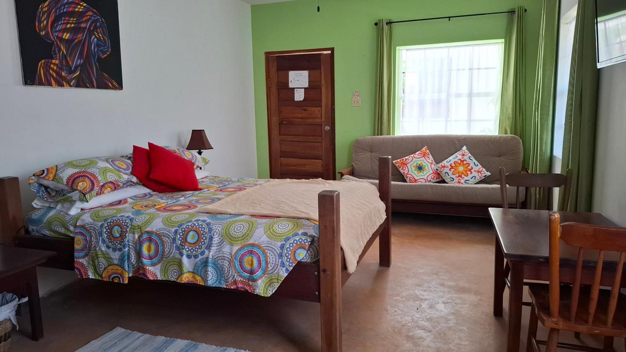 Amanda'S Place Green Studio - Pool And Tropical Garden Caye Caulker Dış mekan fotoğraf